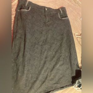 Grey Floral Skirt 42 inch waist